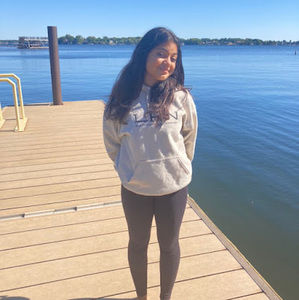 Meet your Posher, Shania